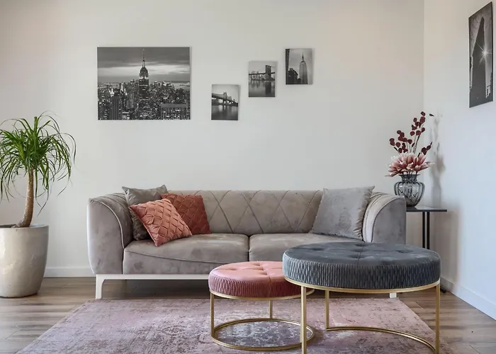 Charmante Mit Balkon By Interhome