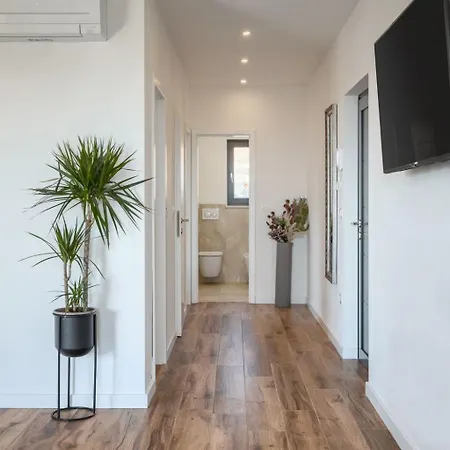 Charmante Mit Balkon By Interhome *