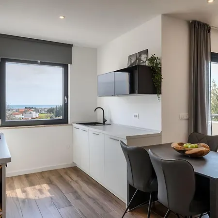 아파트 Charmante Mit Balkon By Interhome *