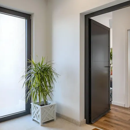 Charmante Mit Balkon By Interhome Novigrad Istria