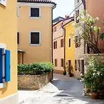 Charmante Mit Balkon By Interhome アパート Novigrad Istria